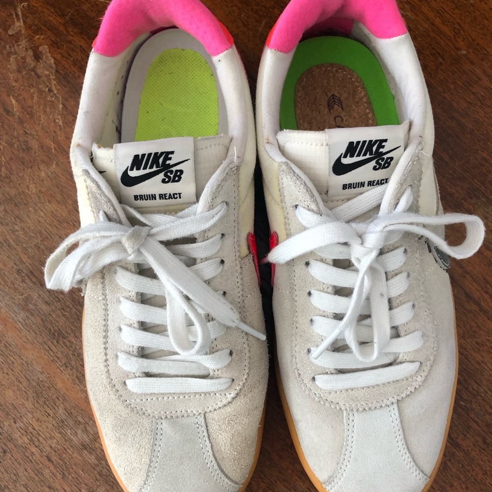 Nike SB Bruin React Women's Shoes - White and Pink